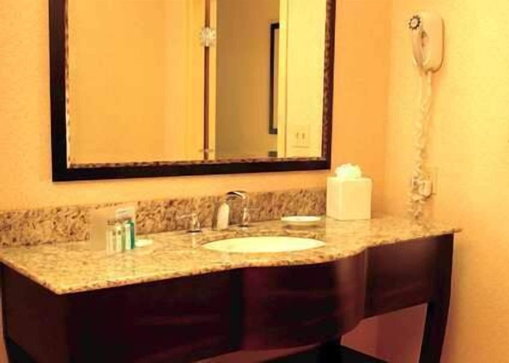 Hampton Inn & Suites Fresno - Northwest Herndon Zewnętrze zdjęcie