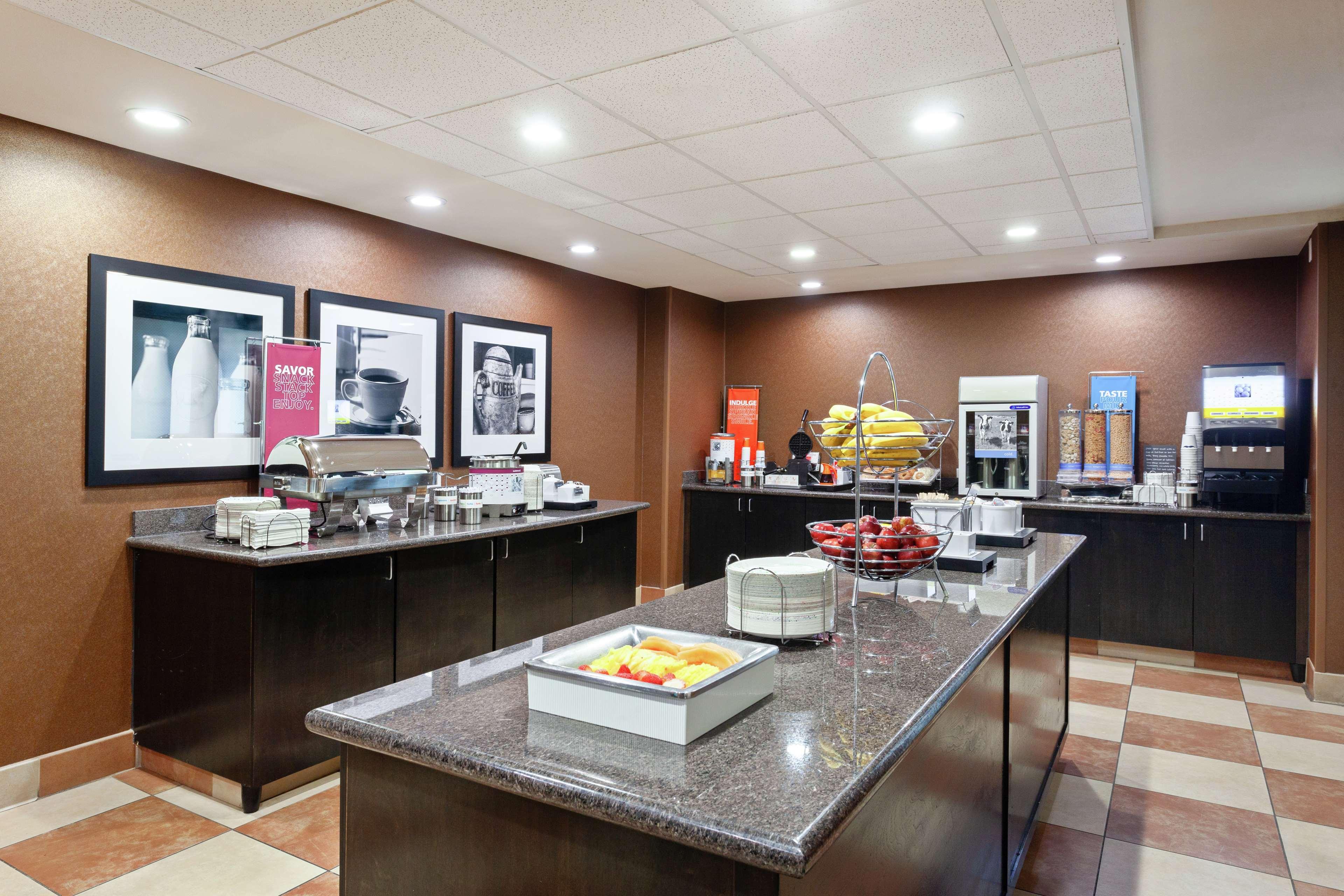 Hampton Inn & Suites Fresno - Northwest Herndon Zewnętrze zdjęcie
